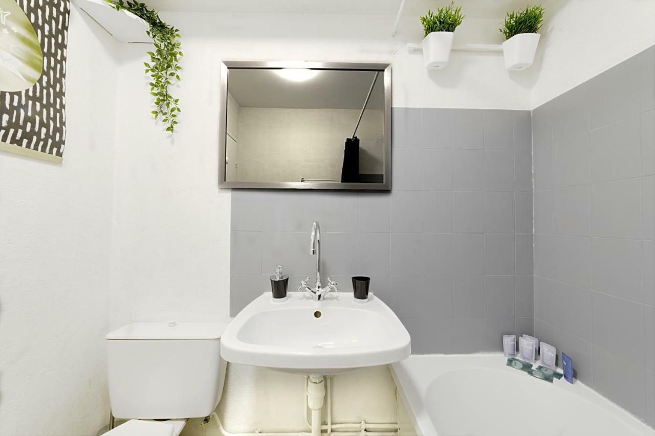 ****jungle Chic/aeroport Cdg Paris/parc Asterix/parc Des Expositions/paris**** Gonesse